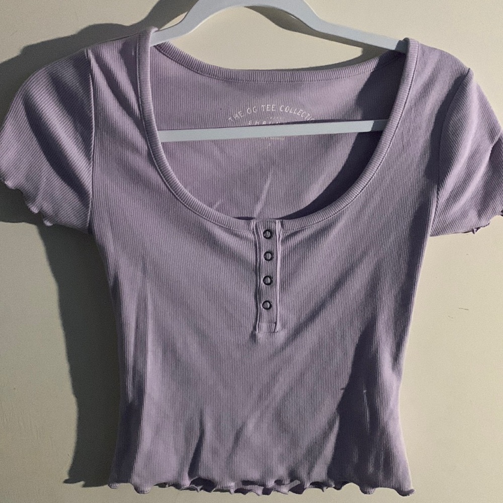 The OG tee collection from Aeropostale.(Shrunken ripped short sleeve Tee).